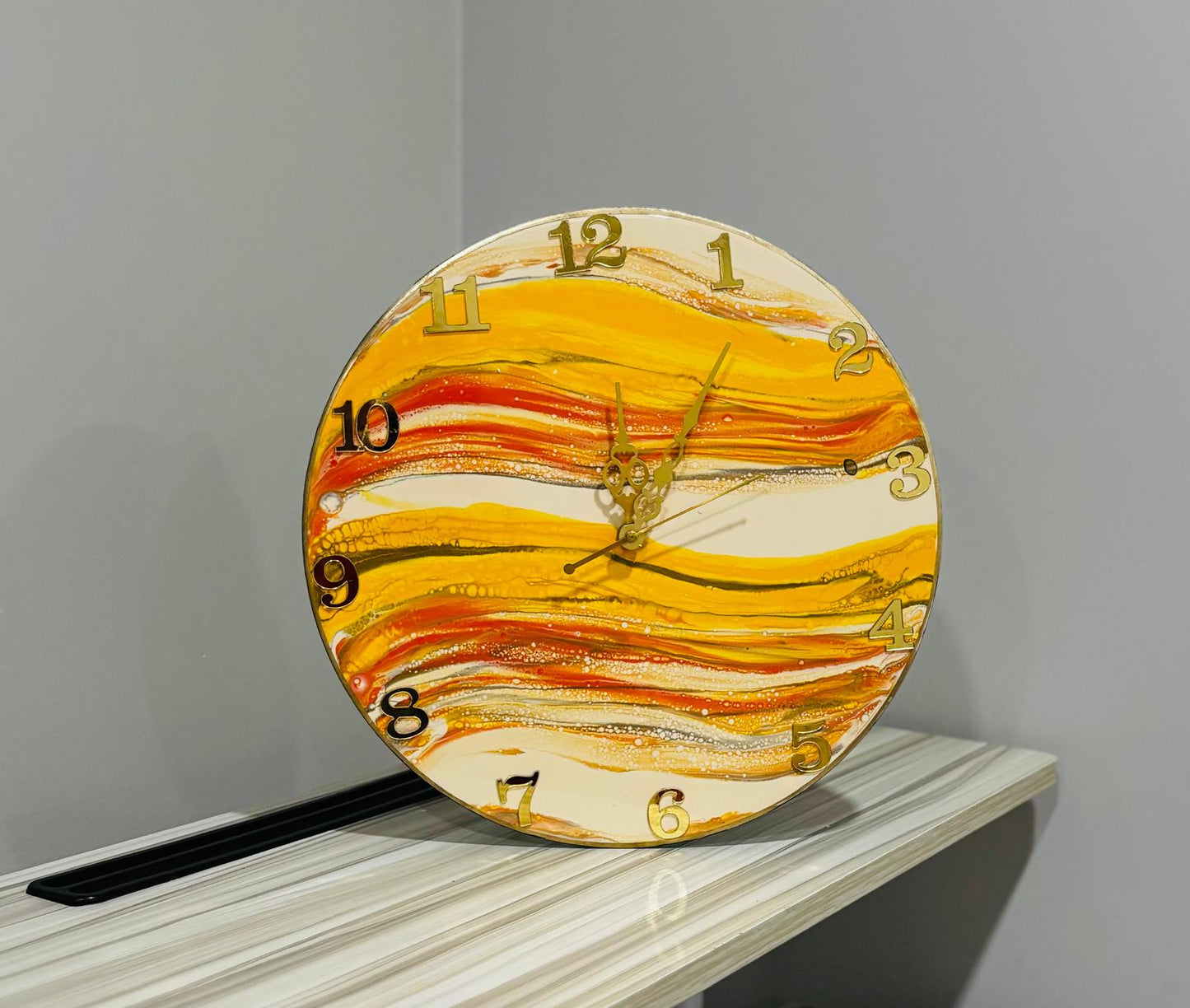 Resin clock